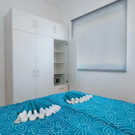 Artos Apartment *